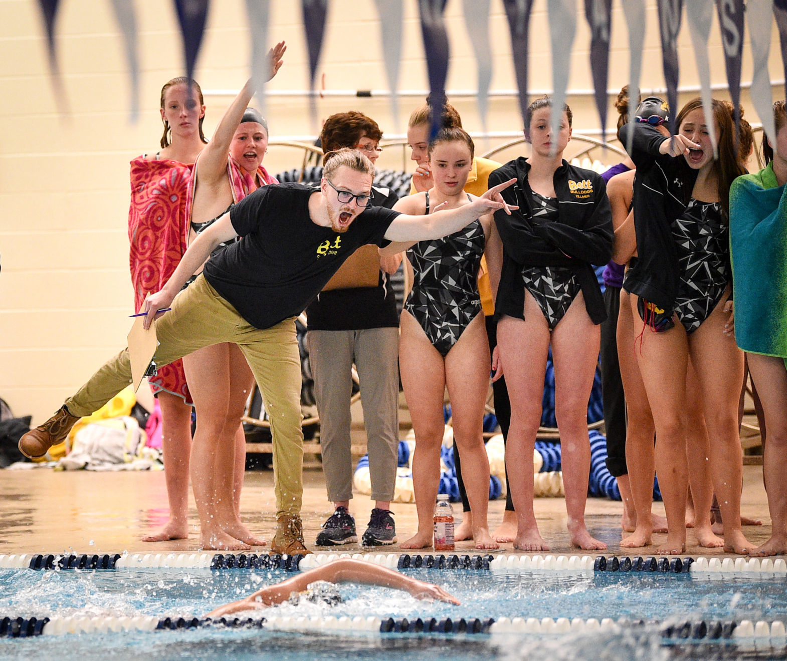 100819-qct-spt-bett-pv-swimming-011a.JPG